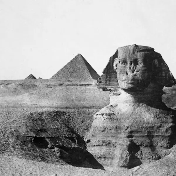 Primeras fotografías de la Gran Esfinge